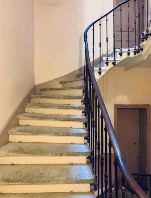 Apartment Le Madaloca - Ac Clim - Wifi - Hypercentre Avignon