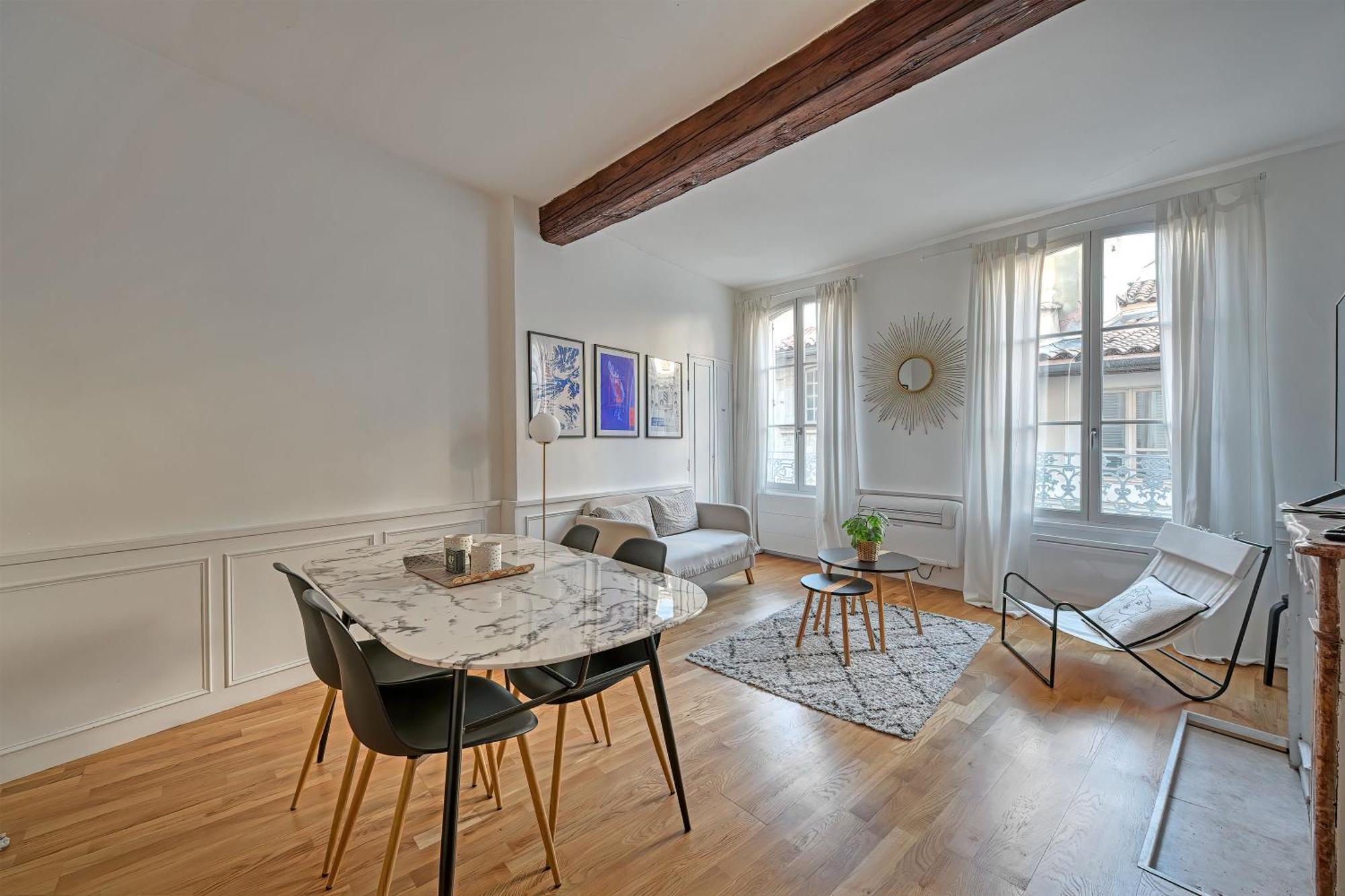 Apartment Le Madaloca - Ac Clim - Wifi - Hypercentre Avignon